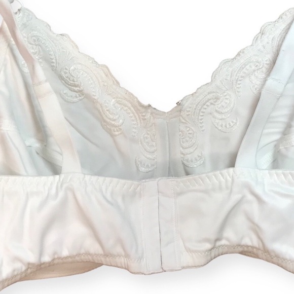 Lilyette White Full Coverage Minimizer Non-Padded Underwire Bra 0417 Size 42D - Picture 8 of 16